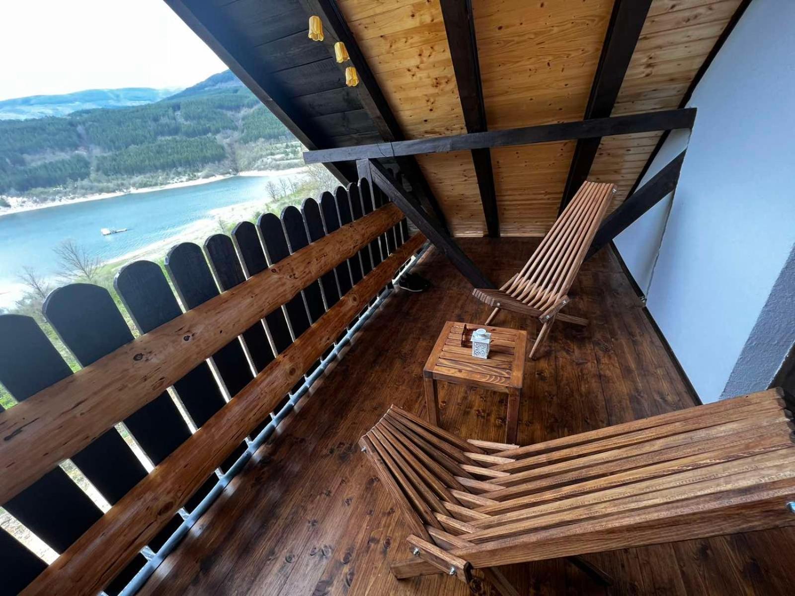 Vila Jezero Pirot Exteriér fotografie